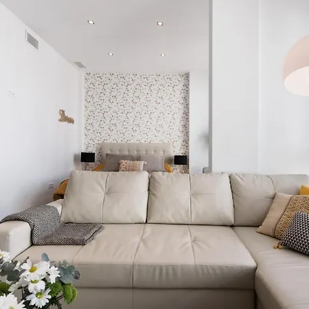 Juan De Padilla Boutique By Nagoa Homes Apartment